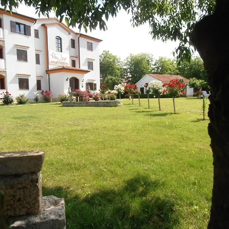 Apartman Linet 1- By Interhome