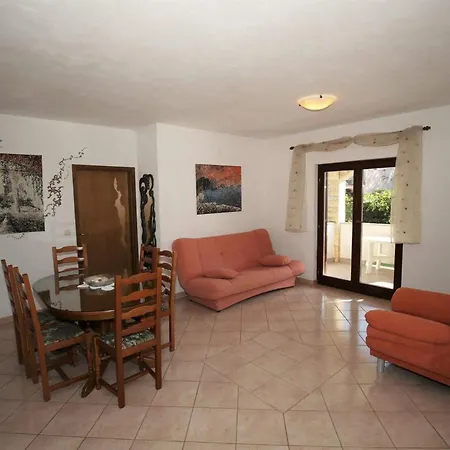 Apartman Linet 1- By Interhome *