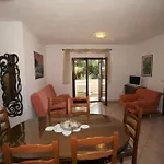 Appartamento Linet 1- By Interhome *